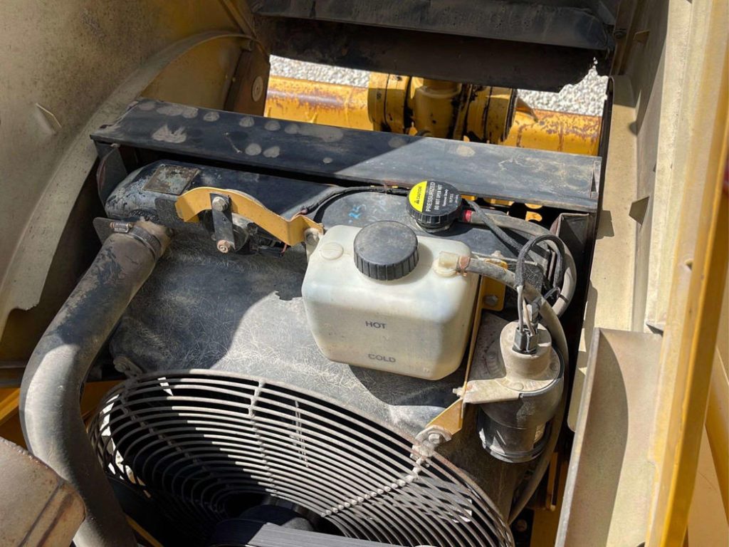 2002 John Deere 410G – Backhoe Loader
