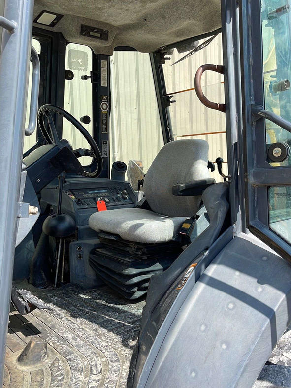 2002 John Deere 410G – Backhoe Loader