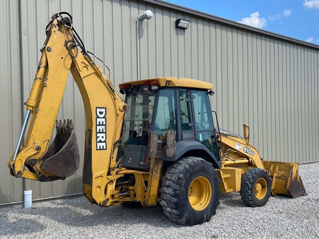 2002 John Deere 410G – Backhoe Loader