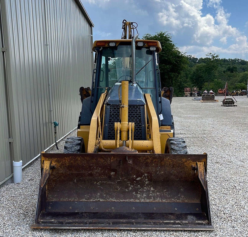 2002 John Deere 410G – Backhoe Loader