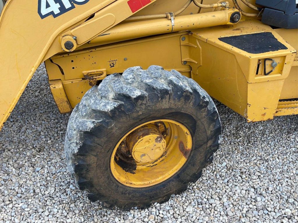 2002 John Deere 410G – Backhoe Loader